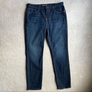 Old Navy Athletic Taper Jeans
